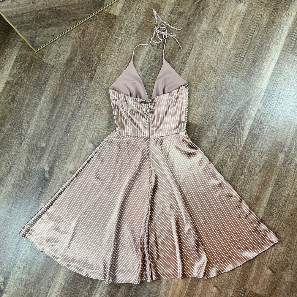 Alyn Paige Dress brown and white striped halter top dress - Picture 5 of 6